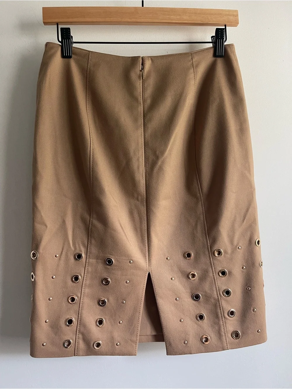 White House Black Market Camel Tan Pencil Skirt w/ Gold Hardware Career Classic